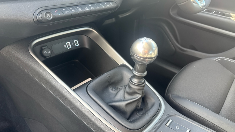 Jeep Avenger 1.2 Altitude 5dr Petrol Hatchback